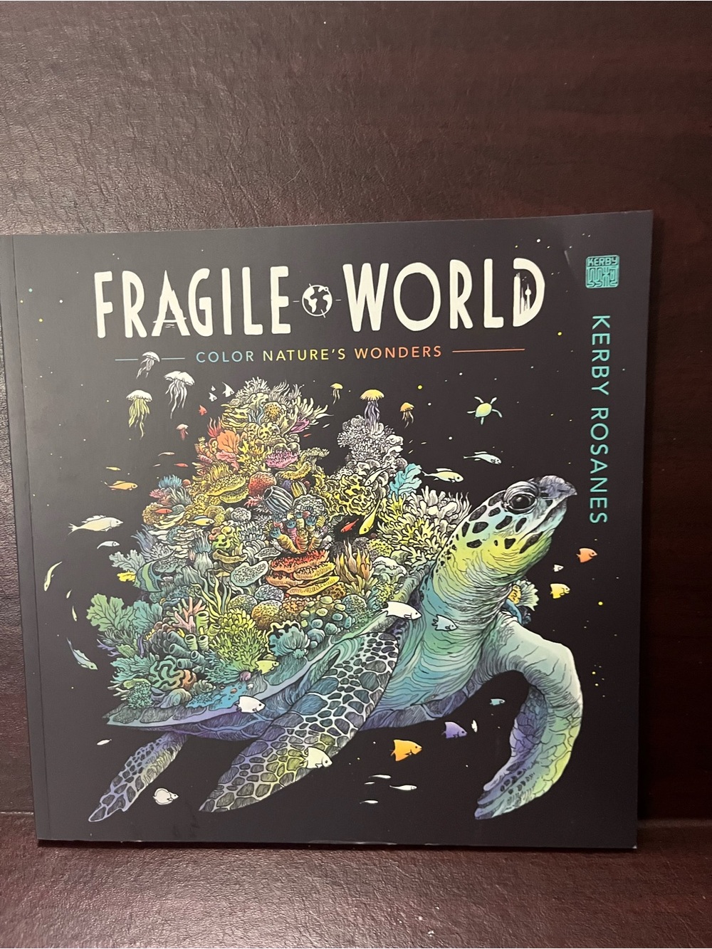 Fragile World Color Nature's Wonders - Green Turtle Art Book by